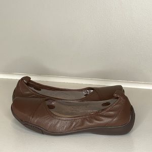 Naturalizer Creston Brown Flats, NWOT